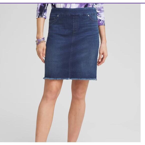 Chico’s Denim Pull-on Fray Hem Denim Skort Size 2 NWT - Picture 1 of 8